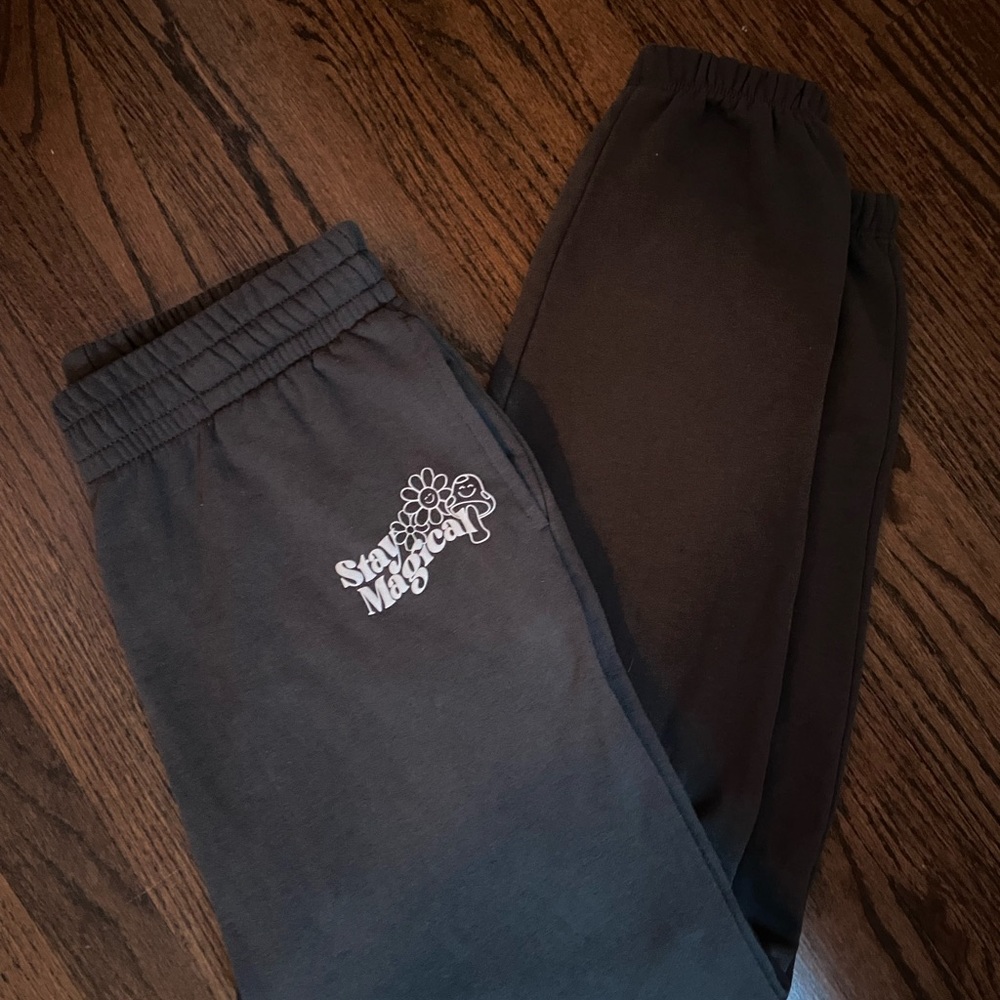 NEVER WORN Garage Sweatpants